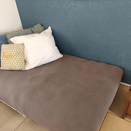 Suite 2 Lits Auberge Du Manala Hotel 24 24 Proche Basel Saint-Louis  Eksteriør bilde