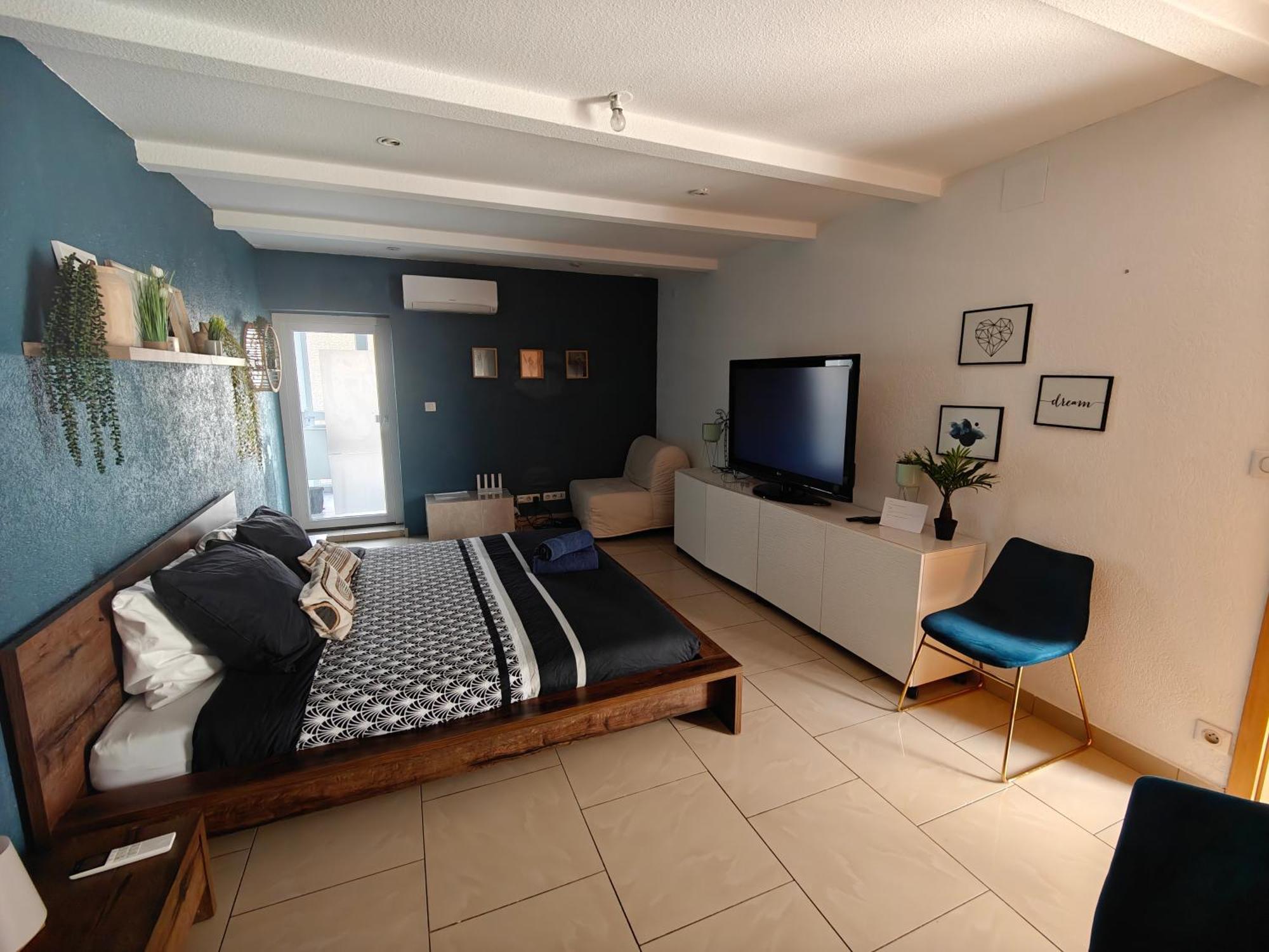Suite 2 Lits Auberge Du Manala Hotel 24 24 Proche Basel Saint-Louis  Eksteriør bilde